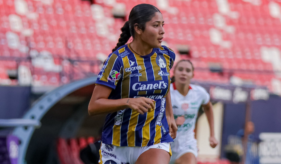 Turning Pro with Becky Conteras